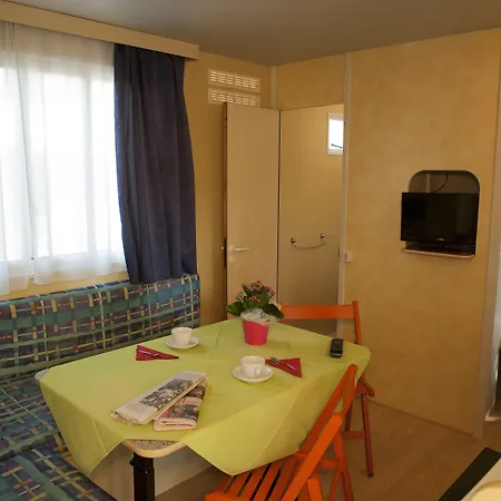 Κάμπινγκ Parco Capraro 3*