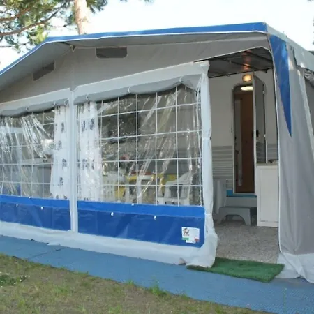 Parco Capraro Κάμπινγκ