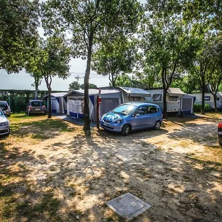 Parco Capraro 3* Τζεσόλο Λίντο