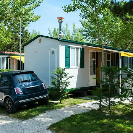 Parco Capraro مكان تخييم