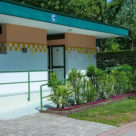 Кемпинг Parco Capraro Лидо-ди-Езоло